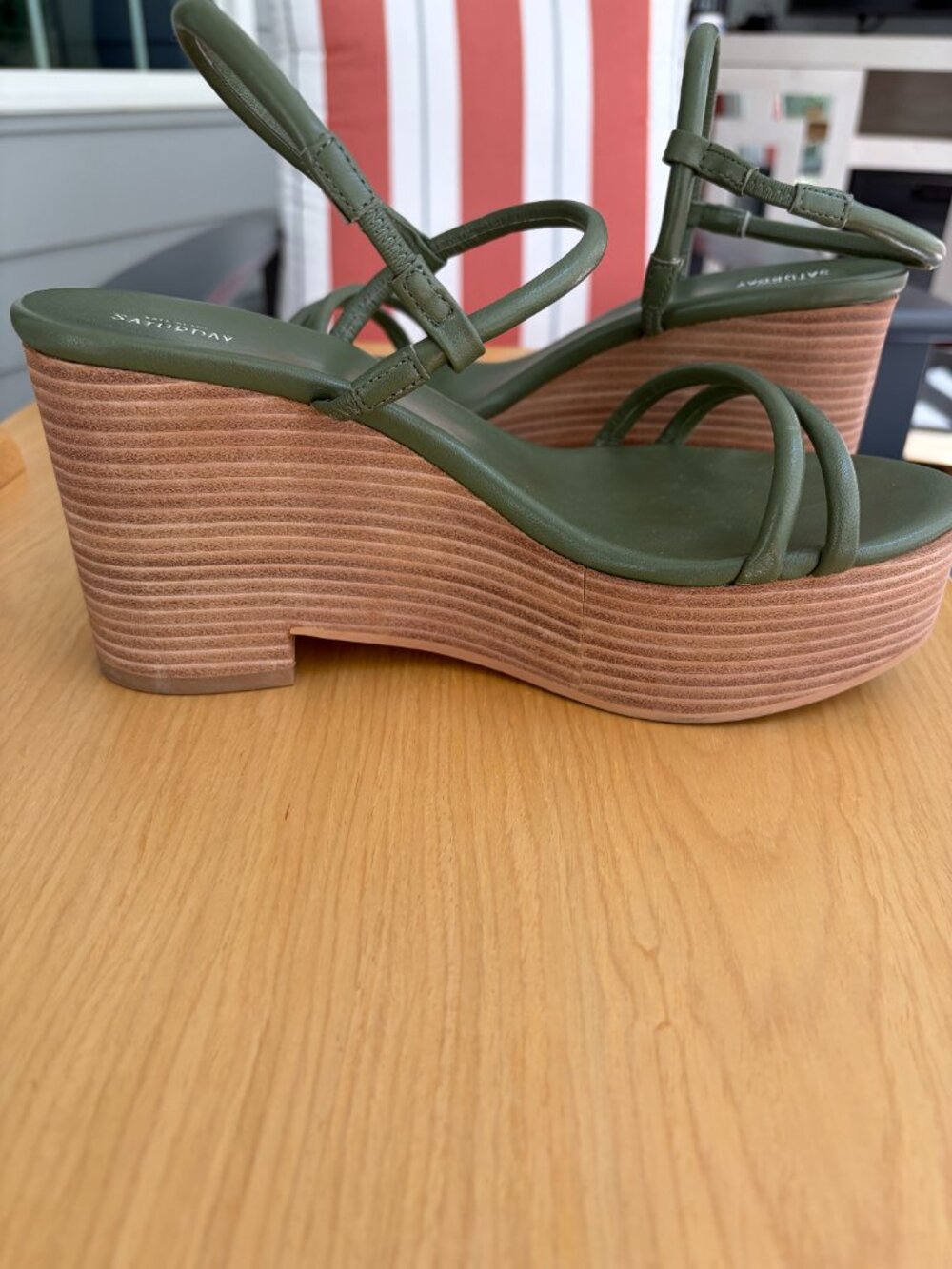 Kate Spade Saturday 2013 Archival Olive Green Strappy Platform Sandals Sz 8.5
